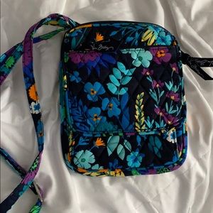 Vera bradly crossbody